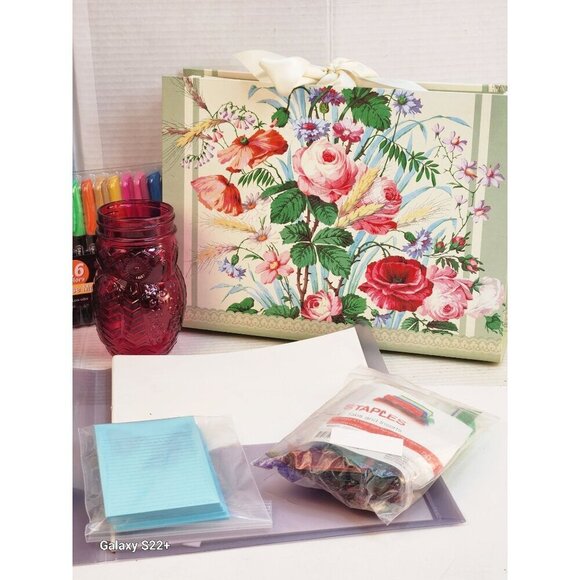 Lot of Office Supplies Shuttle Art 16 Colors Dry Erase Markers HP Poly File Fold - Picture 12 of 15